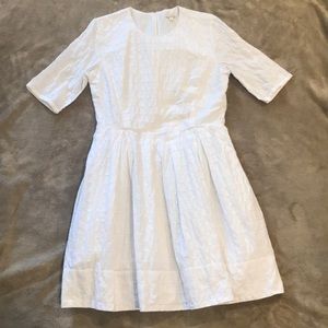 White lace 1/4 sleeve dress